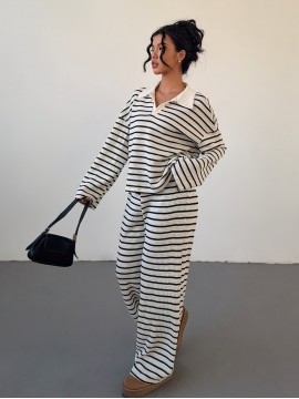 Women'S Spring/Autumn Two-Piece Set, Loose V-Neck and Drop Shoulder Long Sleeve T-Shirt with Elastic Striped Pants, Winter Pullover Outfit, Autumn and Winter Two-Piece Set